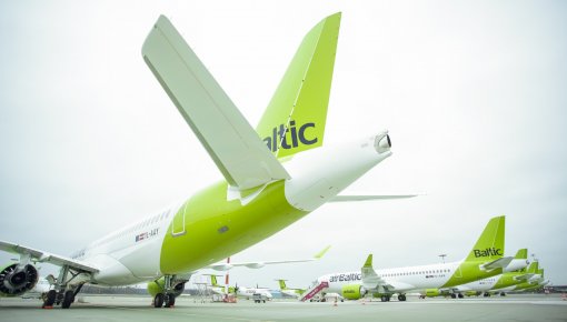 : airBaltic      3,2 . 